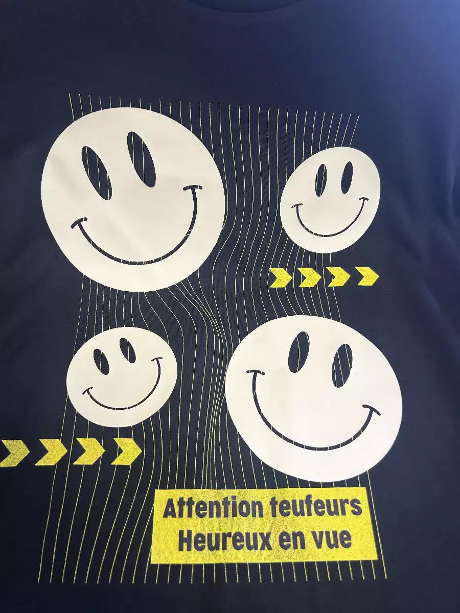 Tee - shirt ( Attention teufeur Heureux)